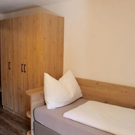 Haus Les Melezes C Апартаменти Церматт