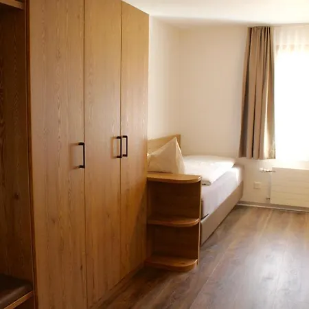 Haus Les Melezes C Lägenhet